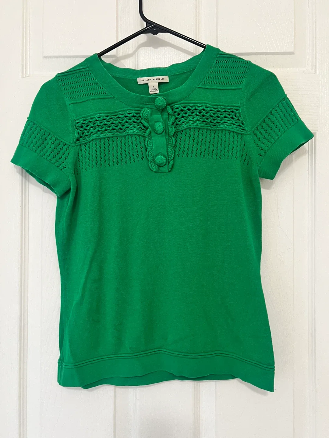 Used women tops image indicator(7)