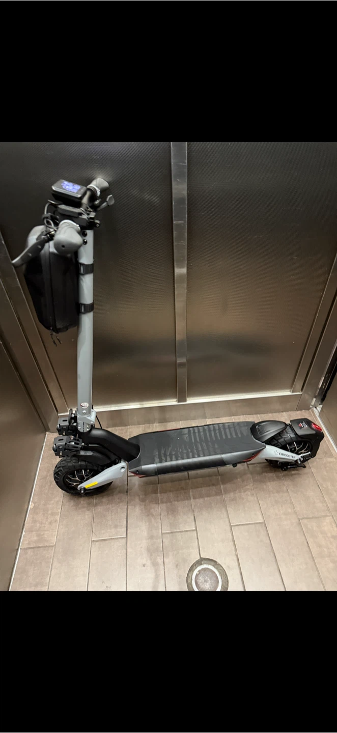 Electric Scooter - photo 2