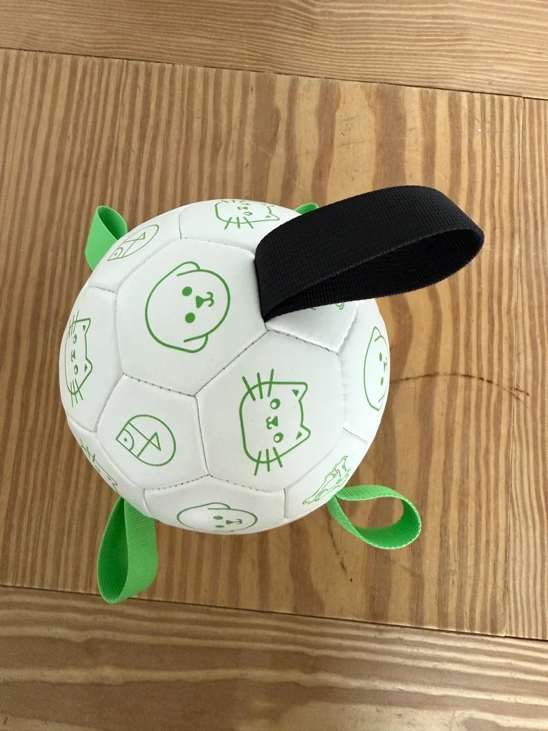 Dog/Cat Toy Ball with Ribbons image indicator(3)