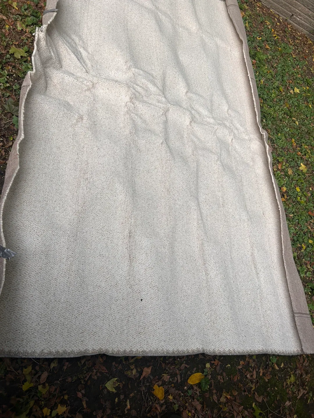 High-Quality Loop Pile Carpet (7.5x12 ft) – Never Installed image indicator(4)