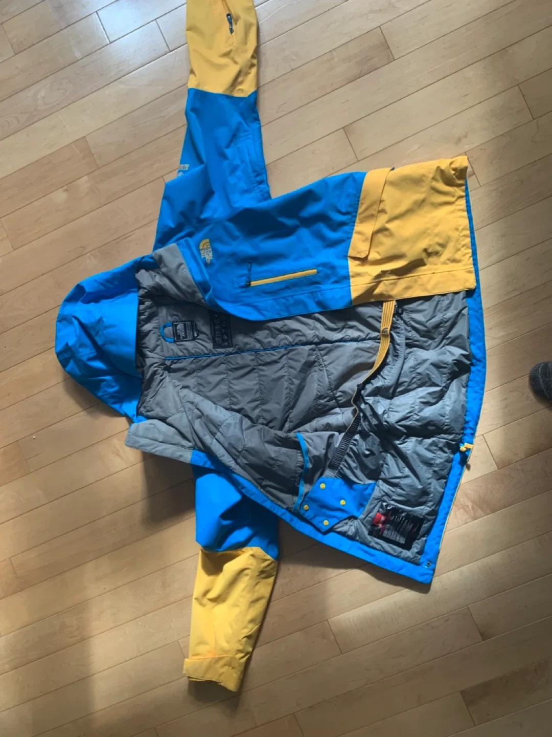 The North Face Blue & Yellow Board  Jacket image indicator(2)