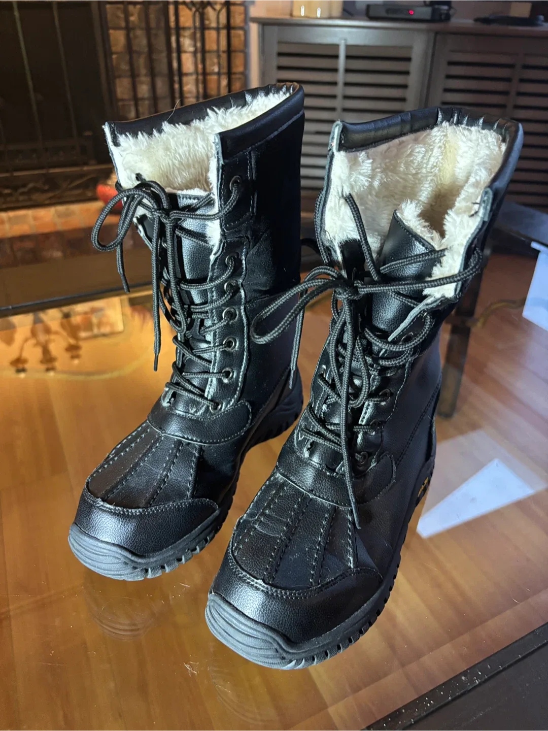 Women’s Outdoors Winter Boots - Size 6 ❄️ image indicator(2)