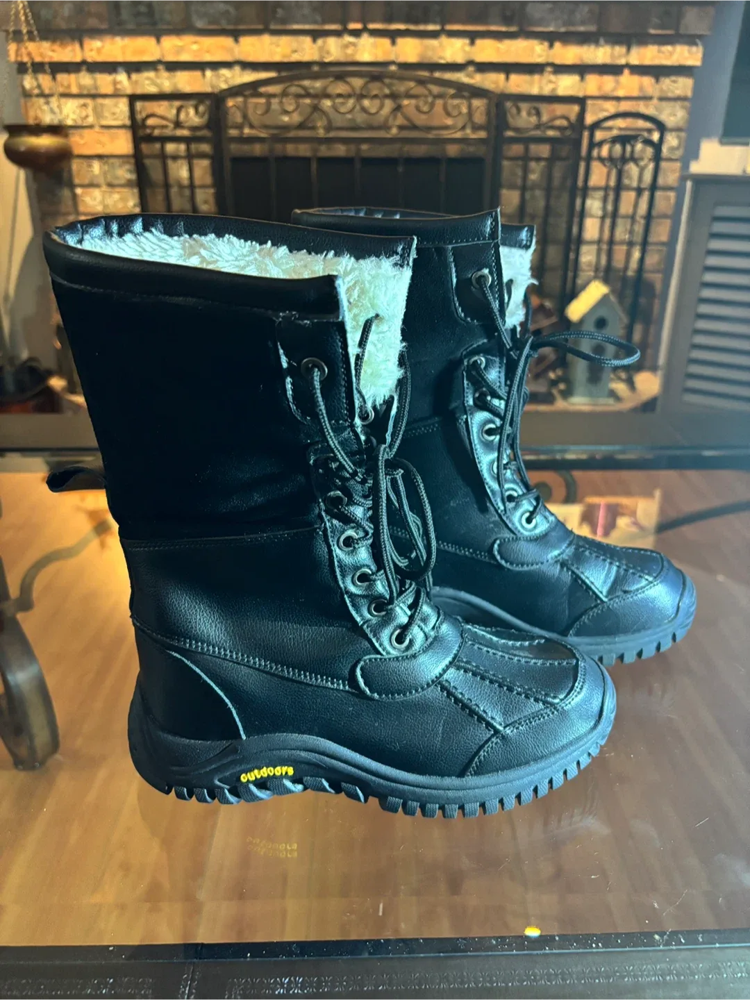 Women’s Outdoors Winter Boots - Size 6 ❄️ image indicator(4)