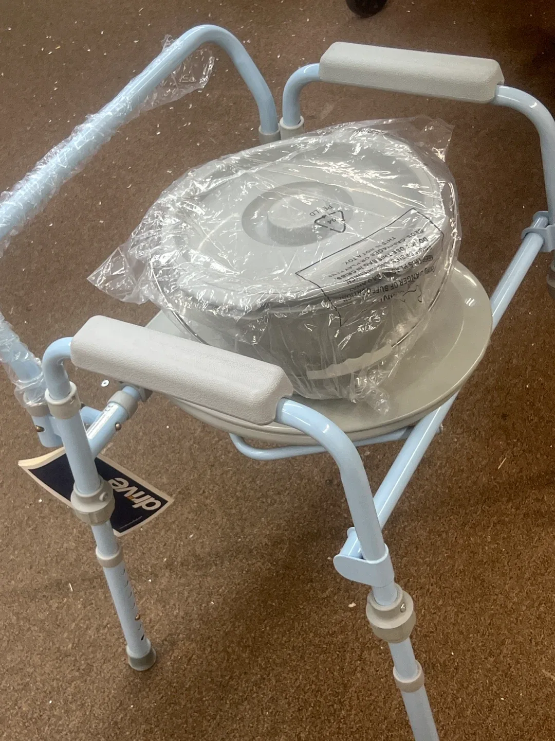 Drive Medical Stand Alone Commode image indicator(5)