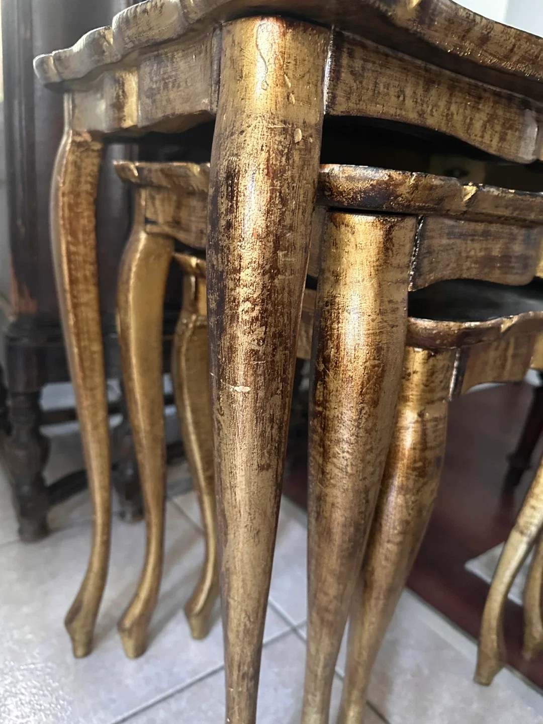 🥕Antique Florentine Nesting Tables - Set of 3 image indicator(7)