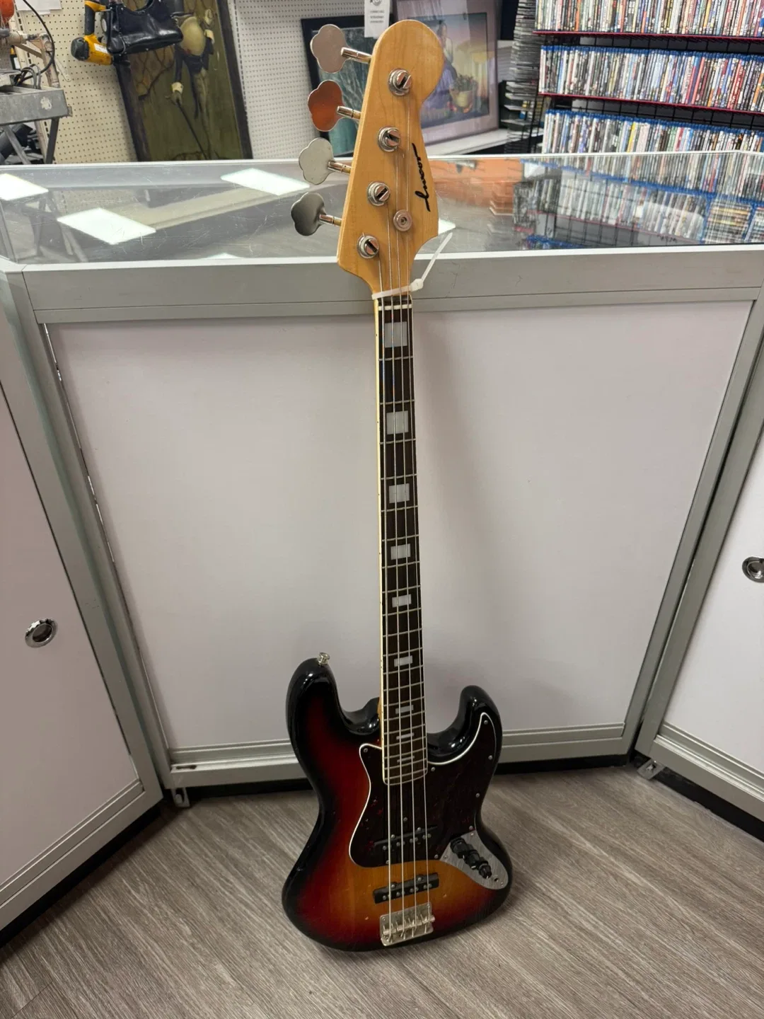 Luxor/Greco Jazz Bass 1974 Sunburst thumbnail