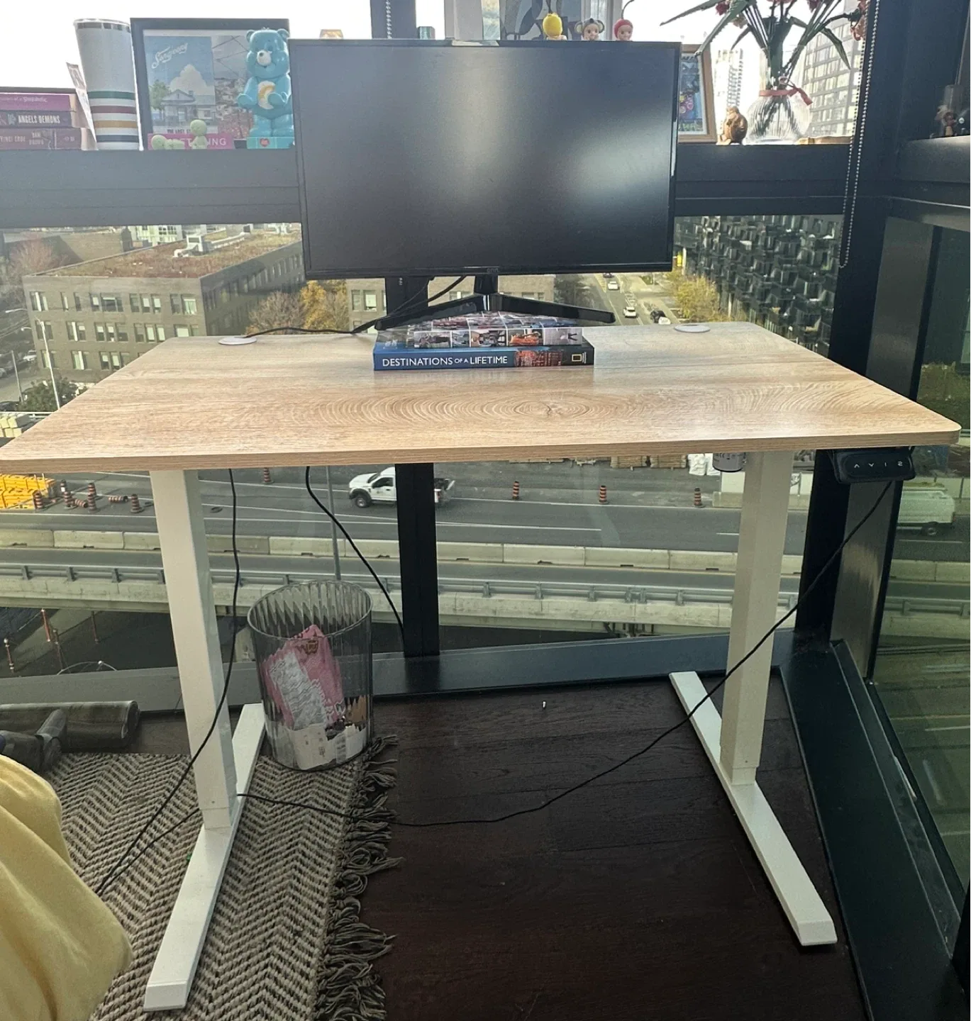 Standing, Height Adjustable Desk