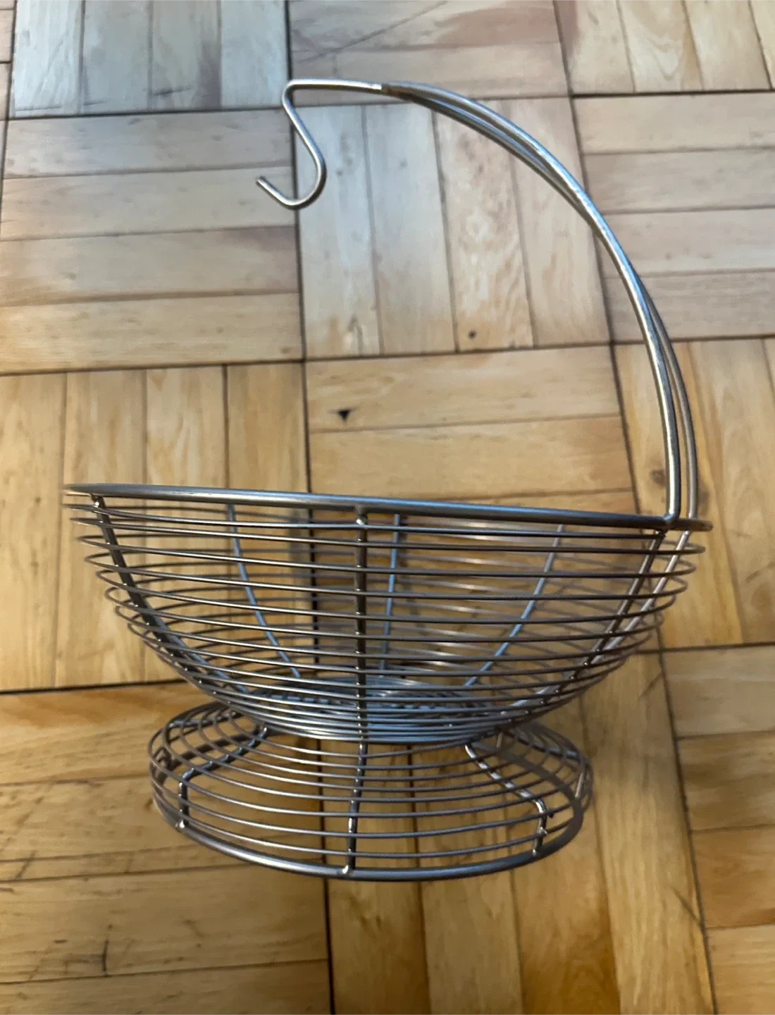 Wire Fruit Basket with Hook 🥕 thumbnail