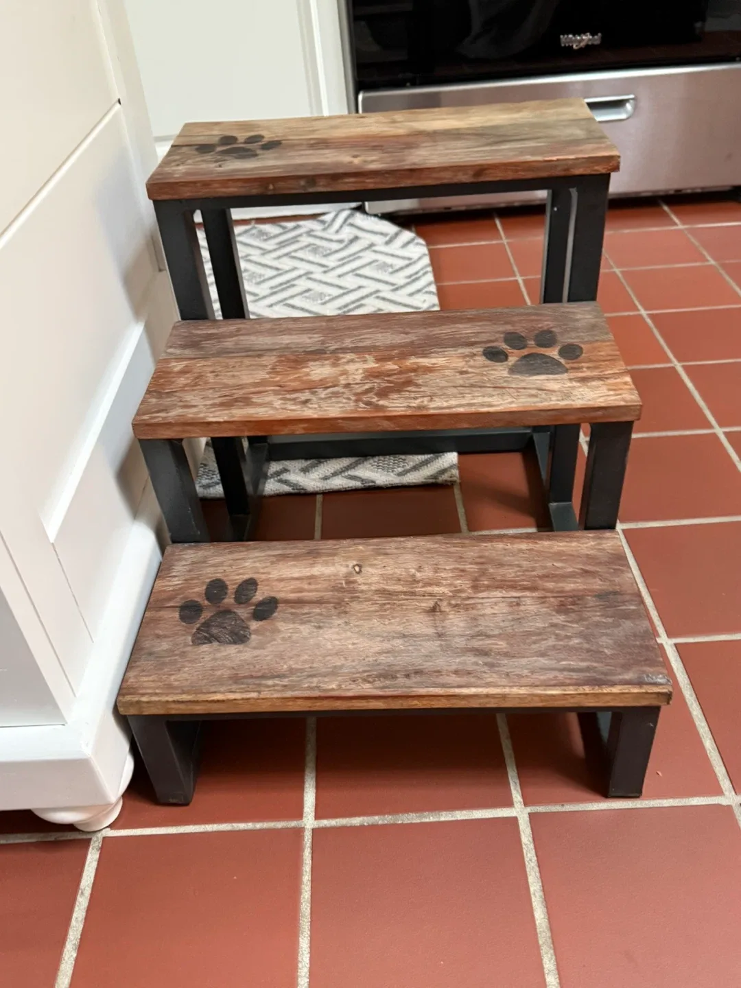 Wooden Pet Stairs with Paw Prints image indicator(3)