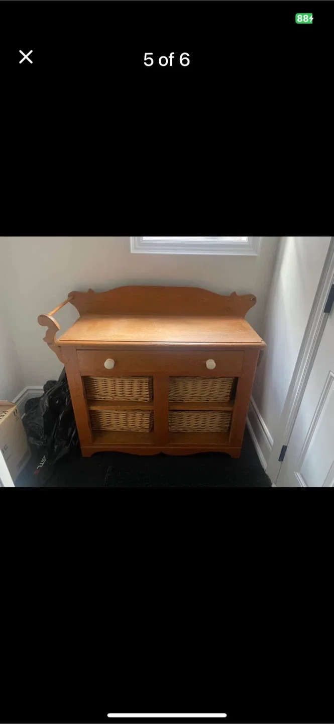 Wooden Sideboard Cabinet with Wicker Baskets