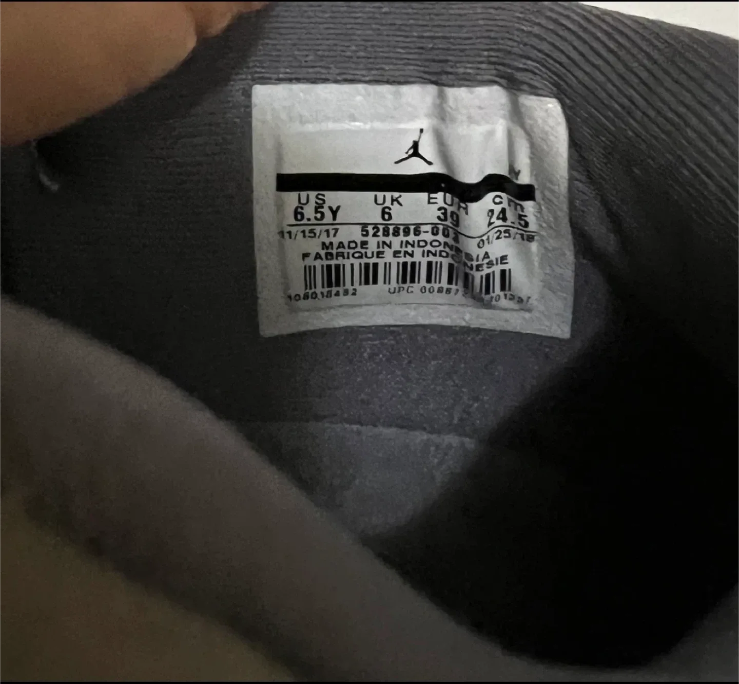 Jordan 11 Retro Cool Grey - Size 6.5 Youth image indicator(3)