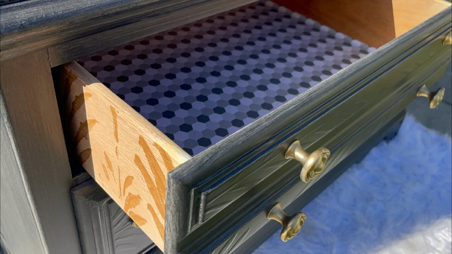 6 Drawers dresser redone in Brushed Gray image indicator(5)