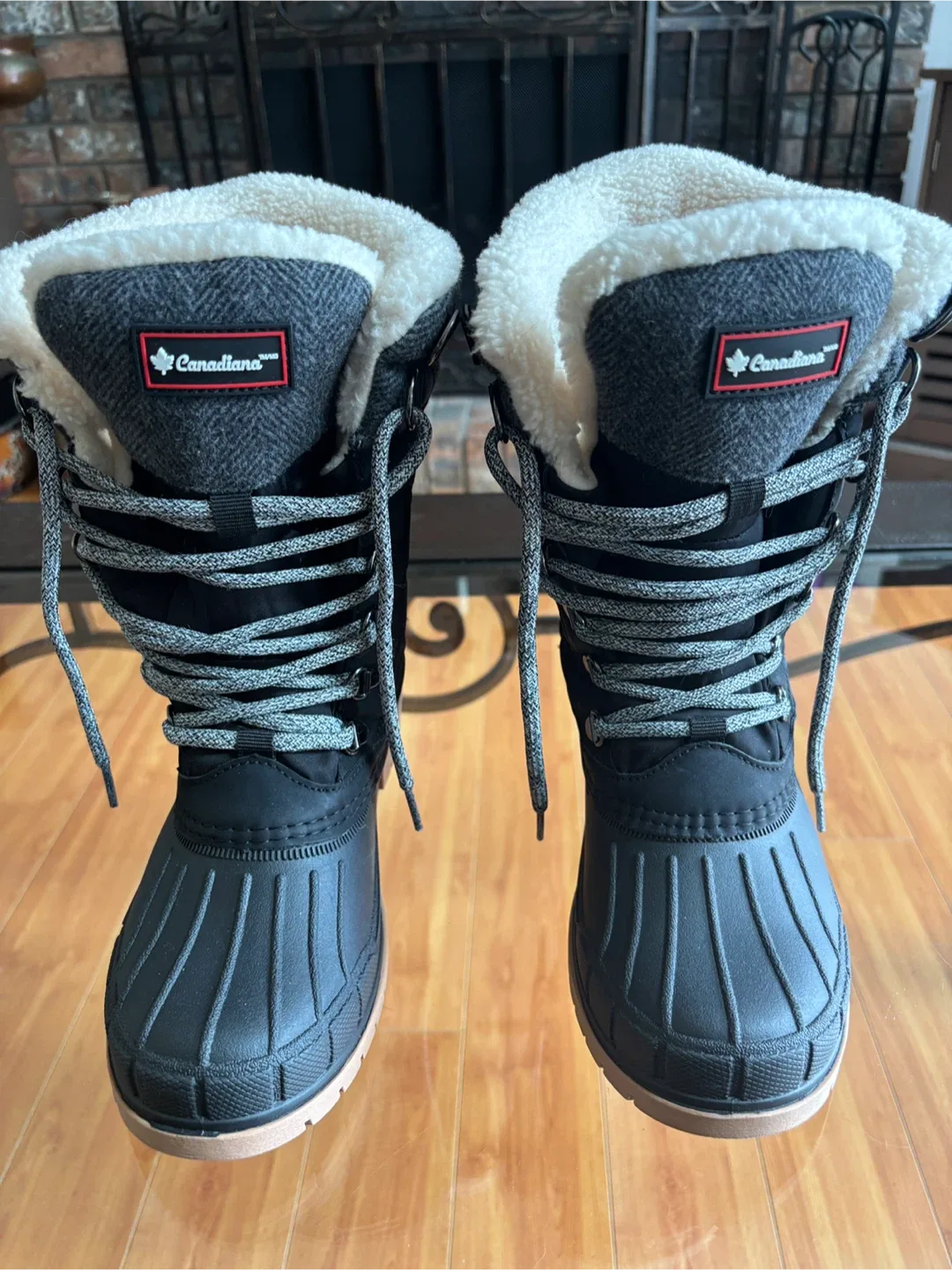 Women’s Waterproof Winter Boots - Size 7 ❄️