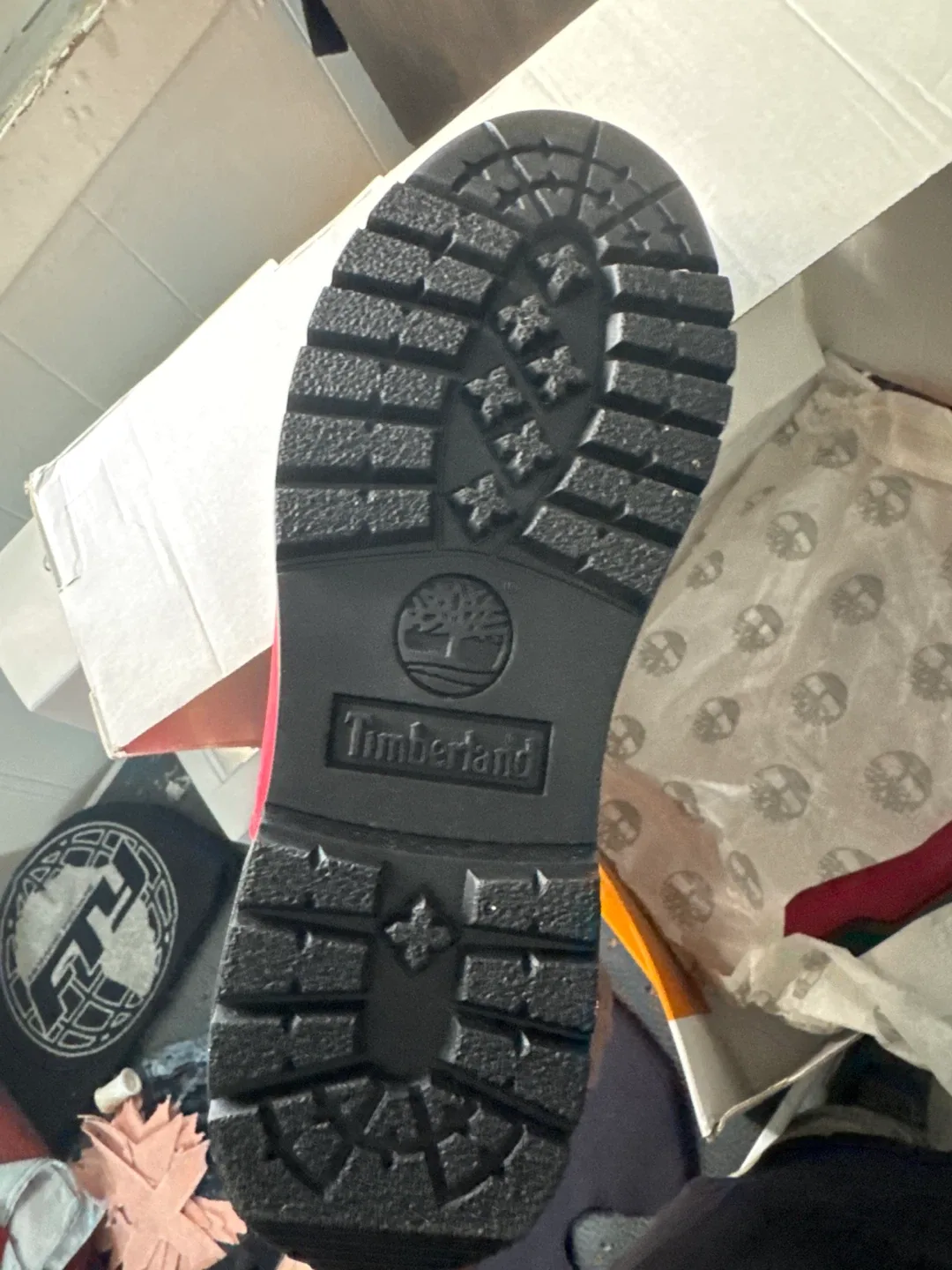 Timberland Field Boot 6 IN WP Dark Red Nubuck - Size 7.5 image indicator(3)