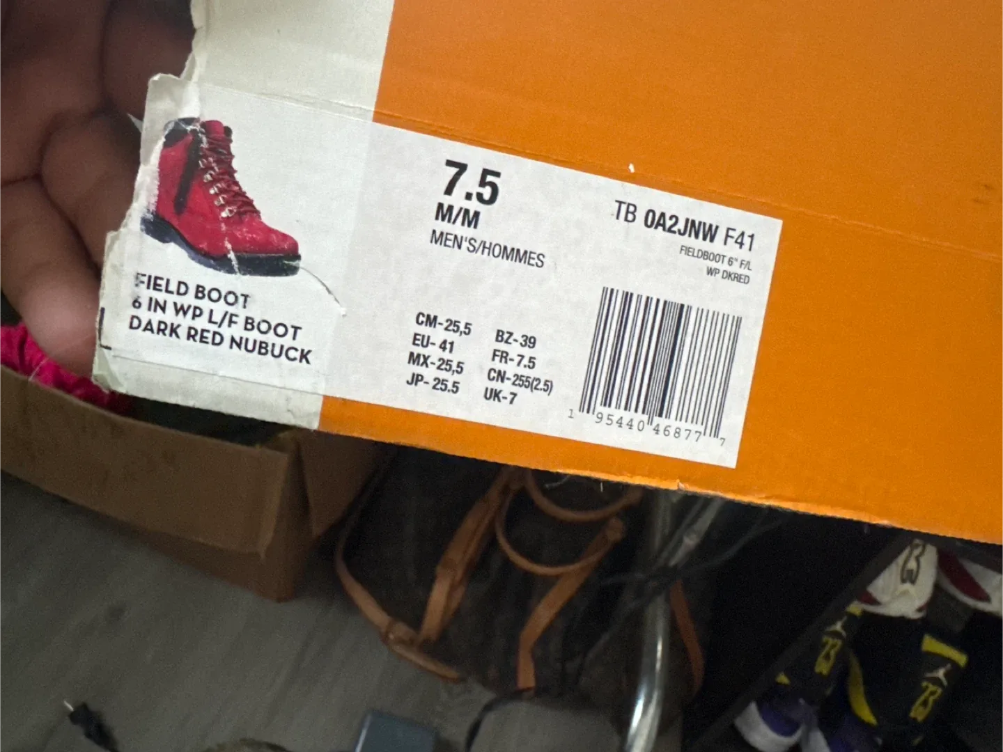 Timberland Field Boot 6 IN WP Dark Red Nubuck - Size 7.5 image indicator(4)