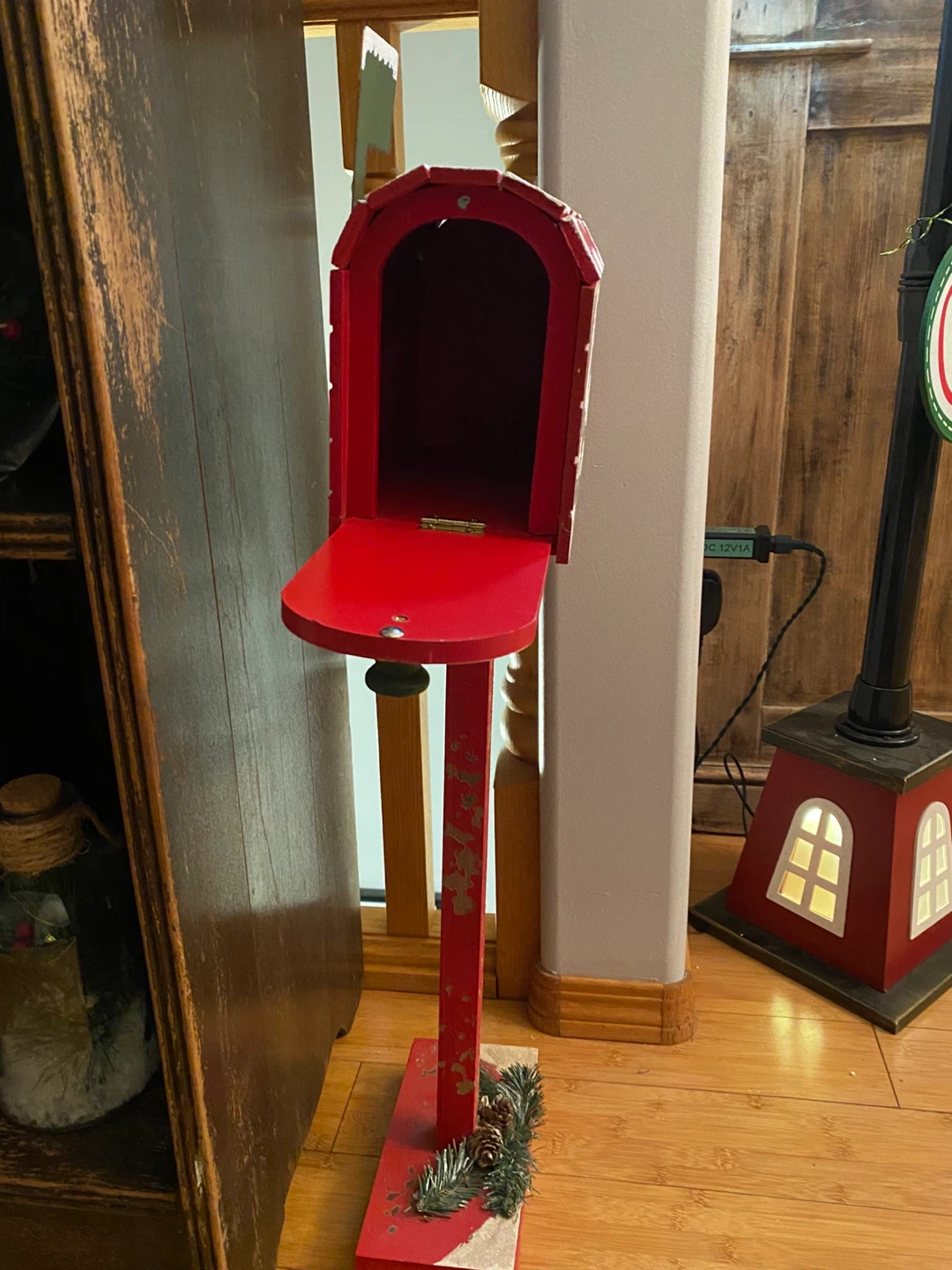 Christmas Mailbox Stand - Seasons Greetings - photo 2