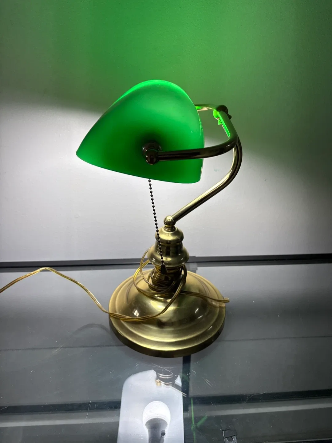 Vintage brass Banker's Lamp - Green Glass & Brass Finish image indicator(7)