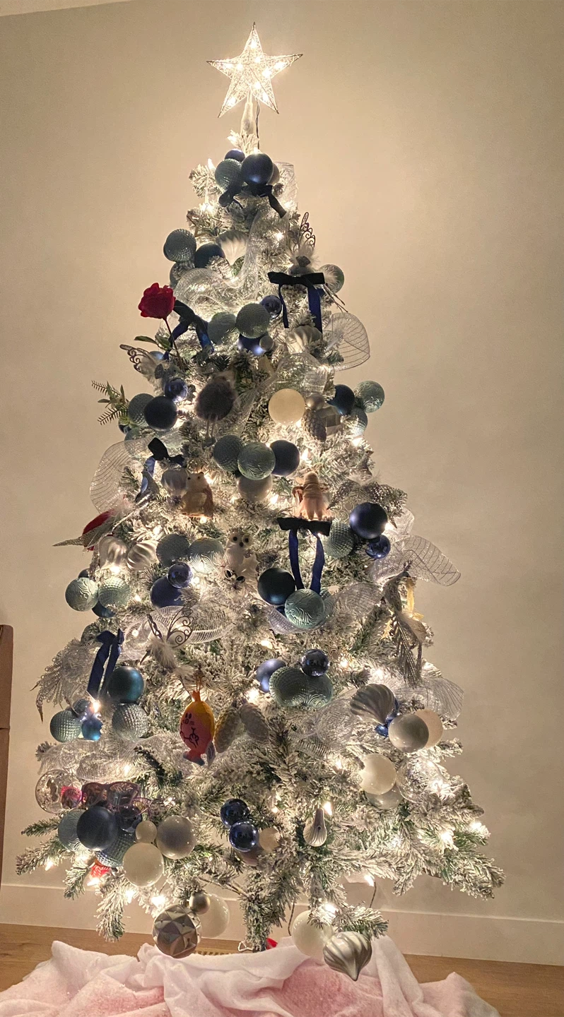Christmas Tree 6.5-ft Flocked  Frisco Pine Tree