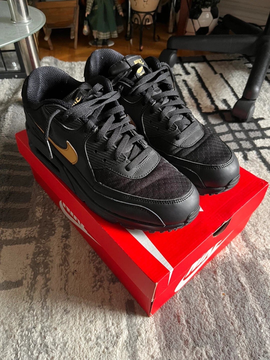 Nike Air Max 90 Essential Black/Gold - Size 12