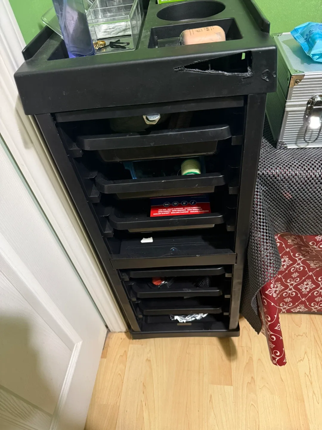 Salon Rolling Cart - Black image indicator(2)