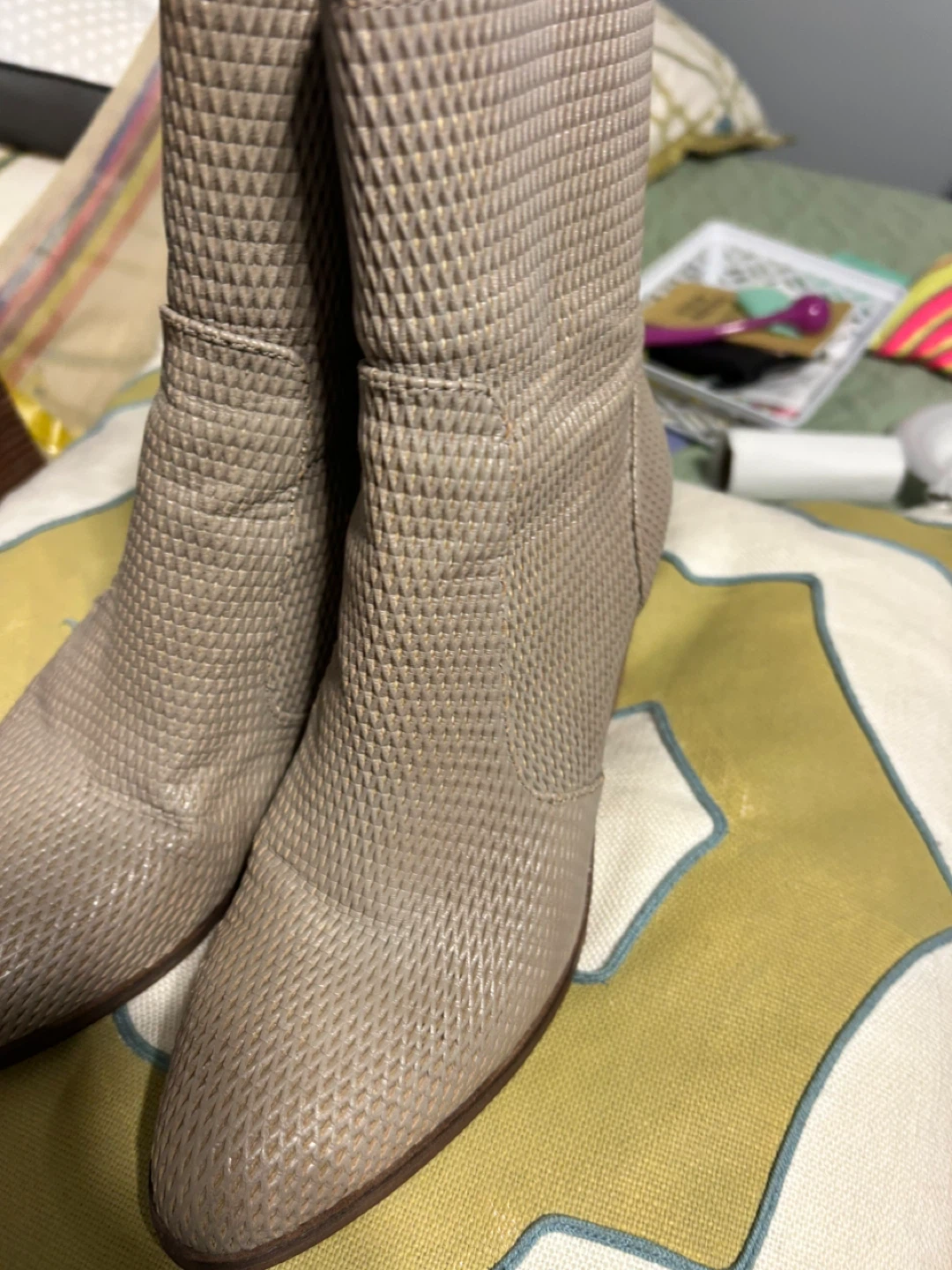 Hinge Taupe Ankle Boots - photo 5