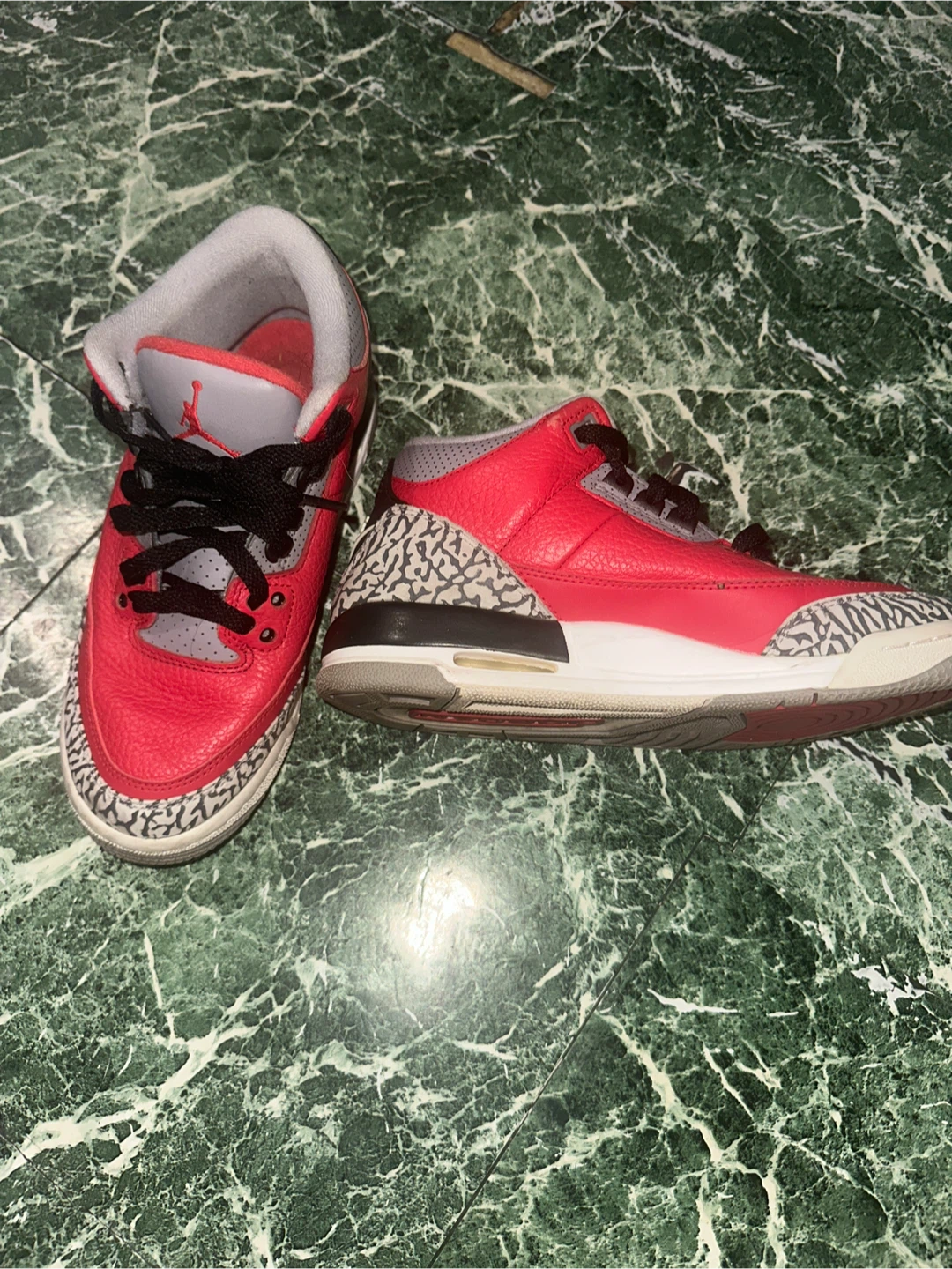 Air Jordan 3 Retro Red Cement - photo 2