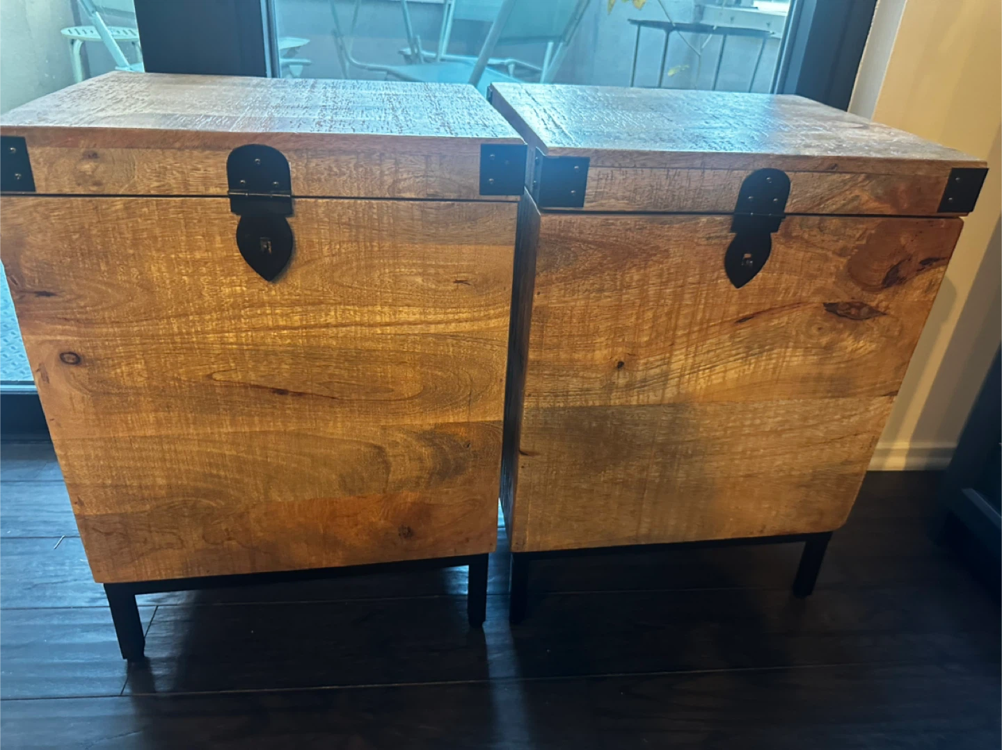 Wooden Storage Trunk Side Table - photo 2
