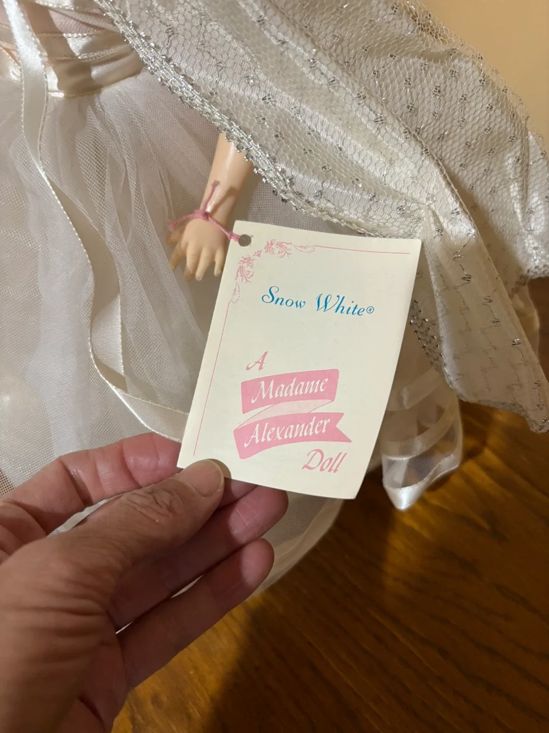 Madame Alexander Snow White Doll. New image indicator(6)