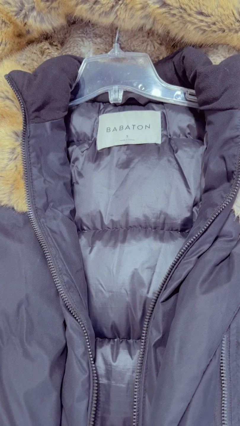 Aritzia Babaton Tna Jacket (Read description first) image indicator(7)