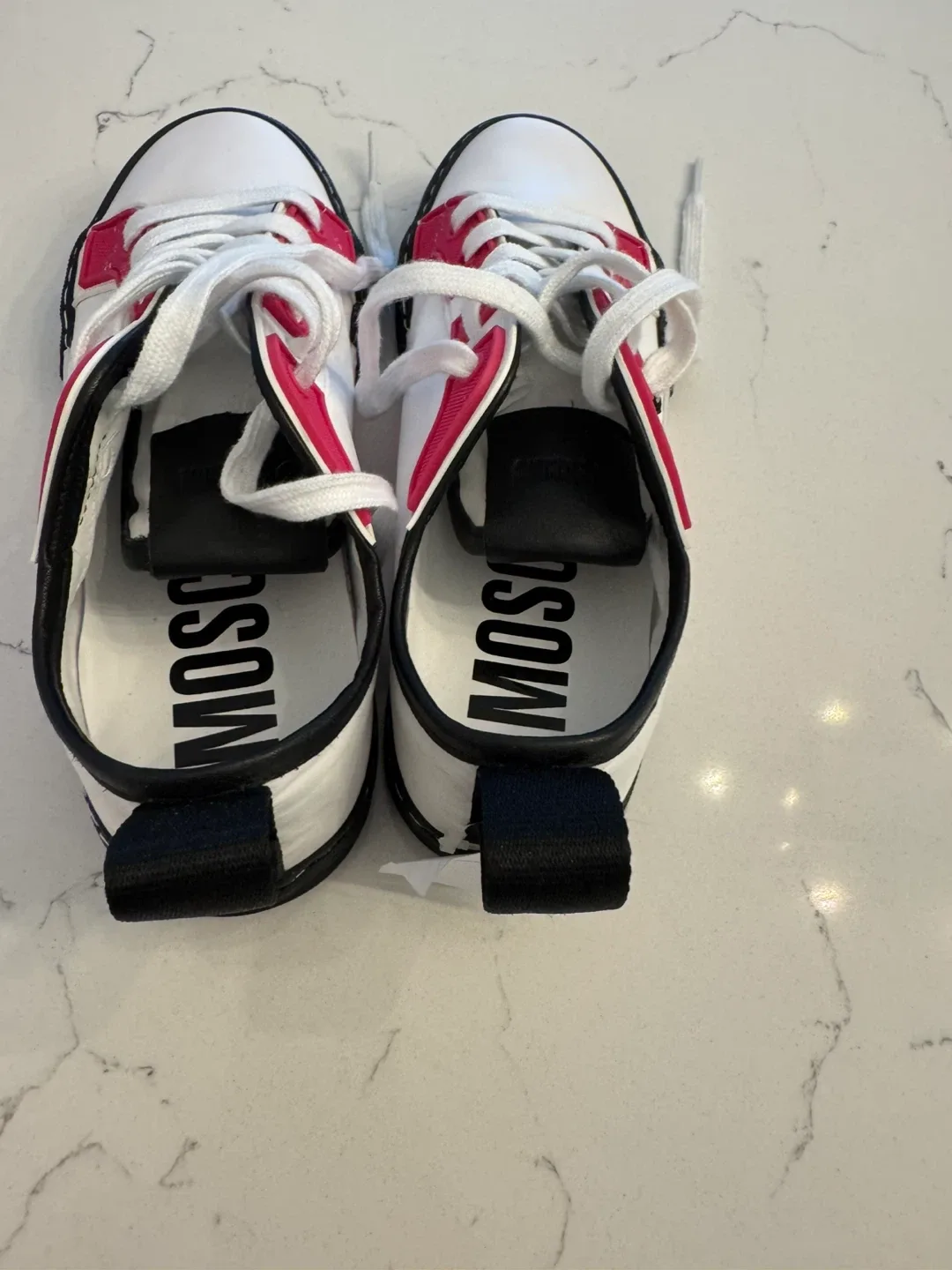 Moschino sneakers- White and pink 37 image indicator(6)