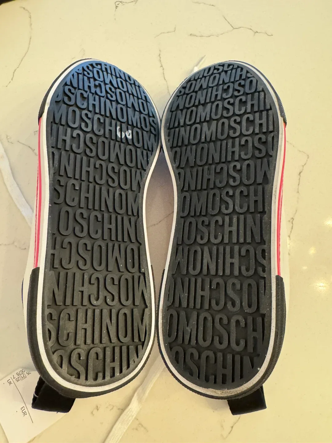 Moschino sneakers- White and pink 37 image indicator(4)