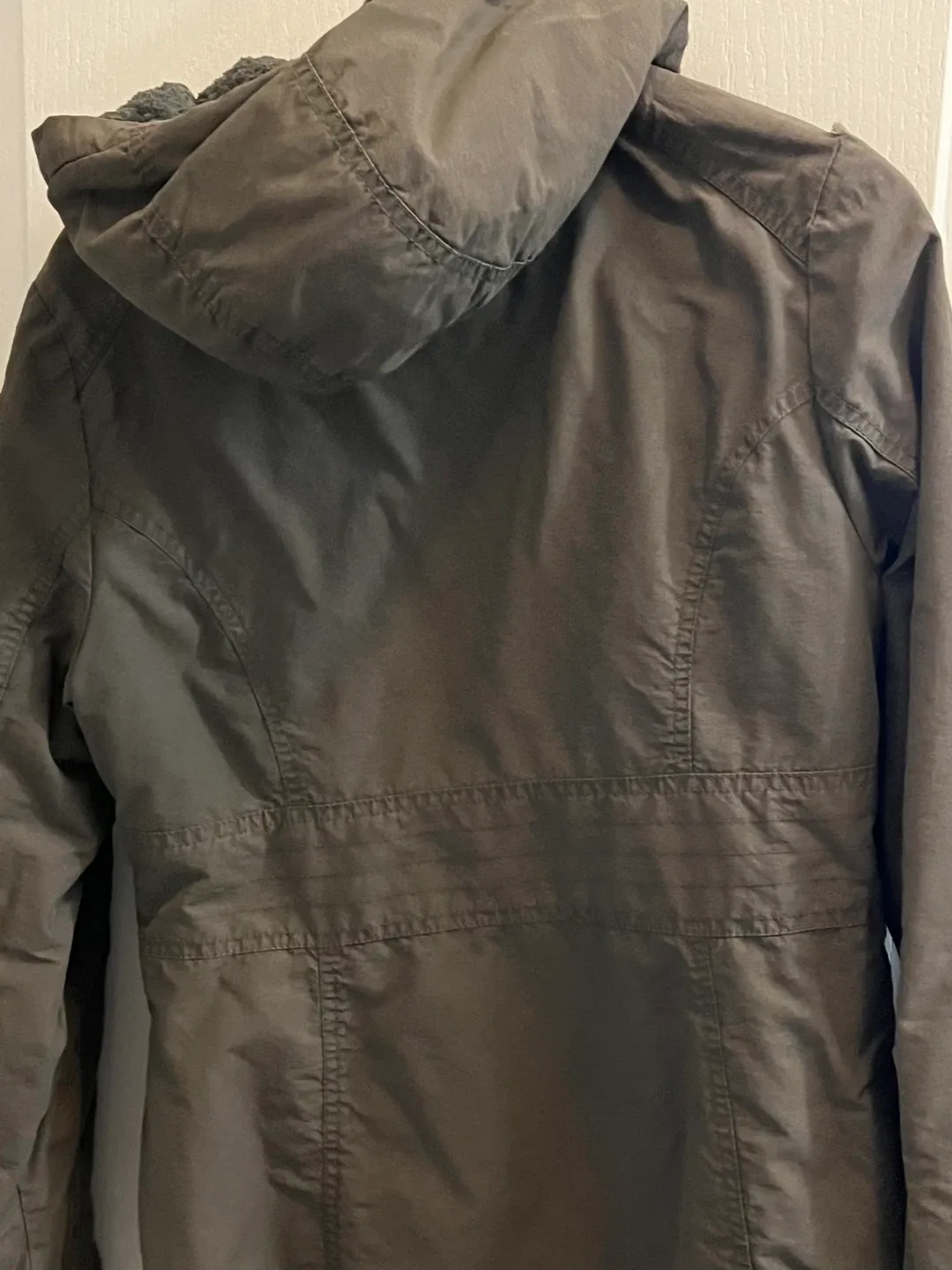 Bench. Olive Green Winter Jacket - Size L image indicator(6)