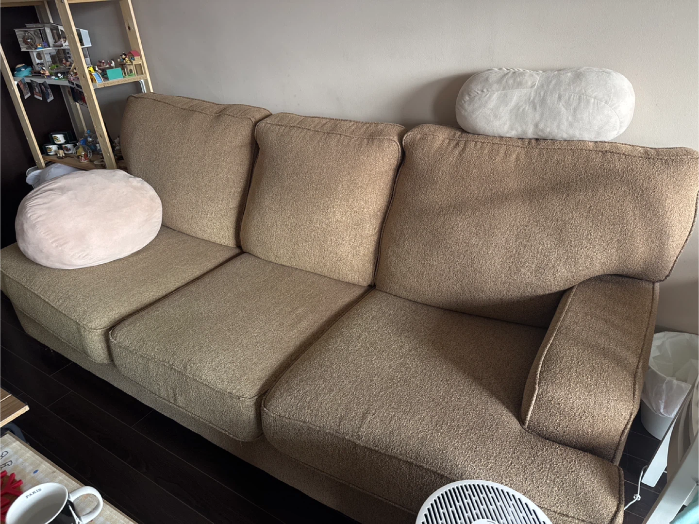 Comfortable 3-Seat Sofa - Great Condition! - photo 2