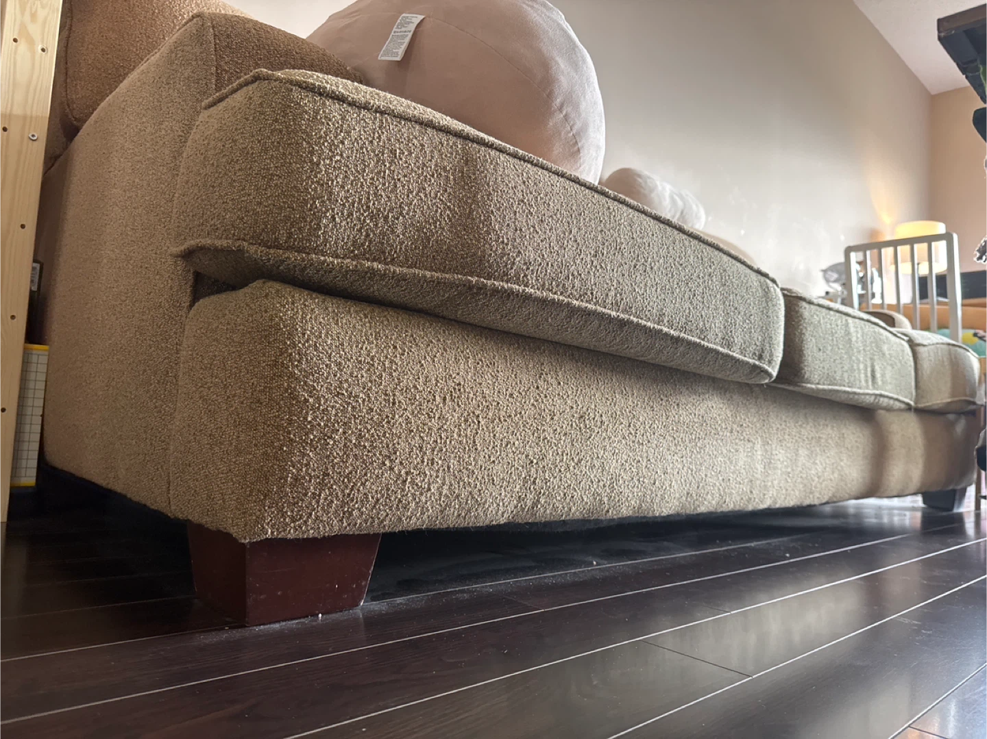 Comfortable 3-Seat Sofa - Great Condition! - photo 4