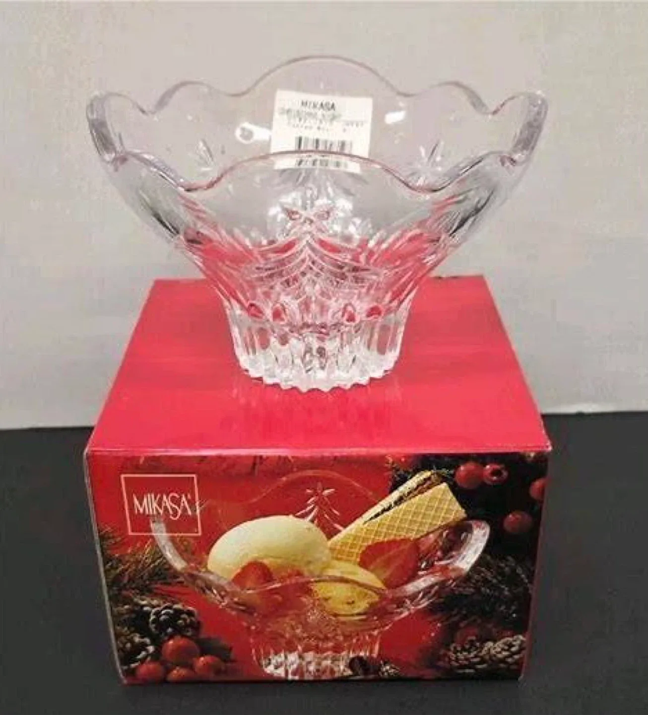 Mikasa Christmas Night 6" Footed Bowl