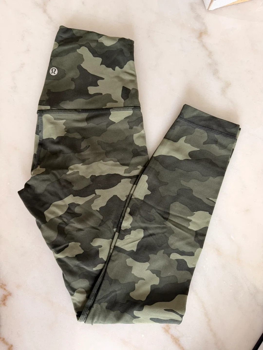 Lululemon Leggings image indicator(2)