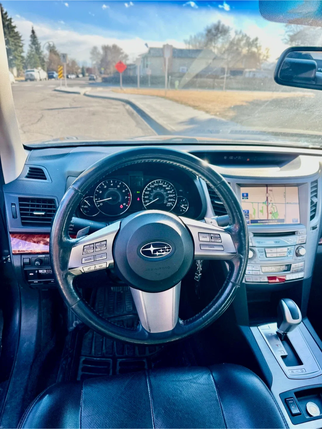 Subaru Legacy 3.6R Sedan image indicator(9)