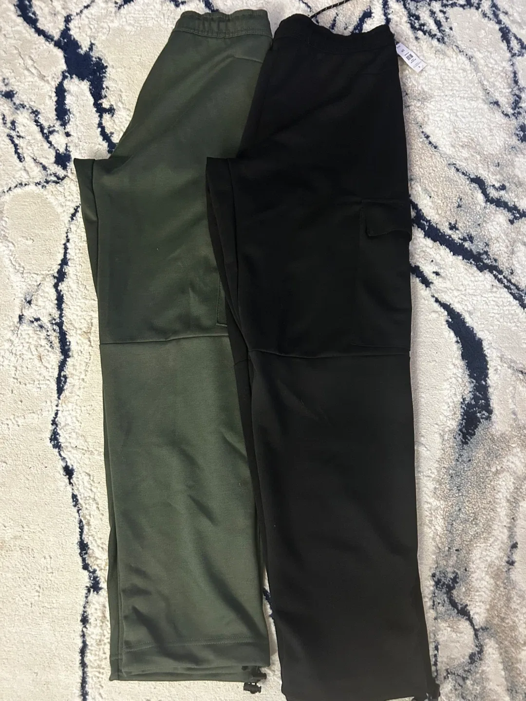 2 Aeropostale Men's Athletic Works Cargo Joggers image indicator(5)