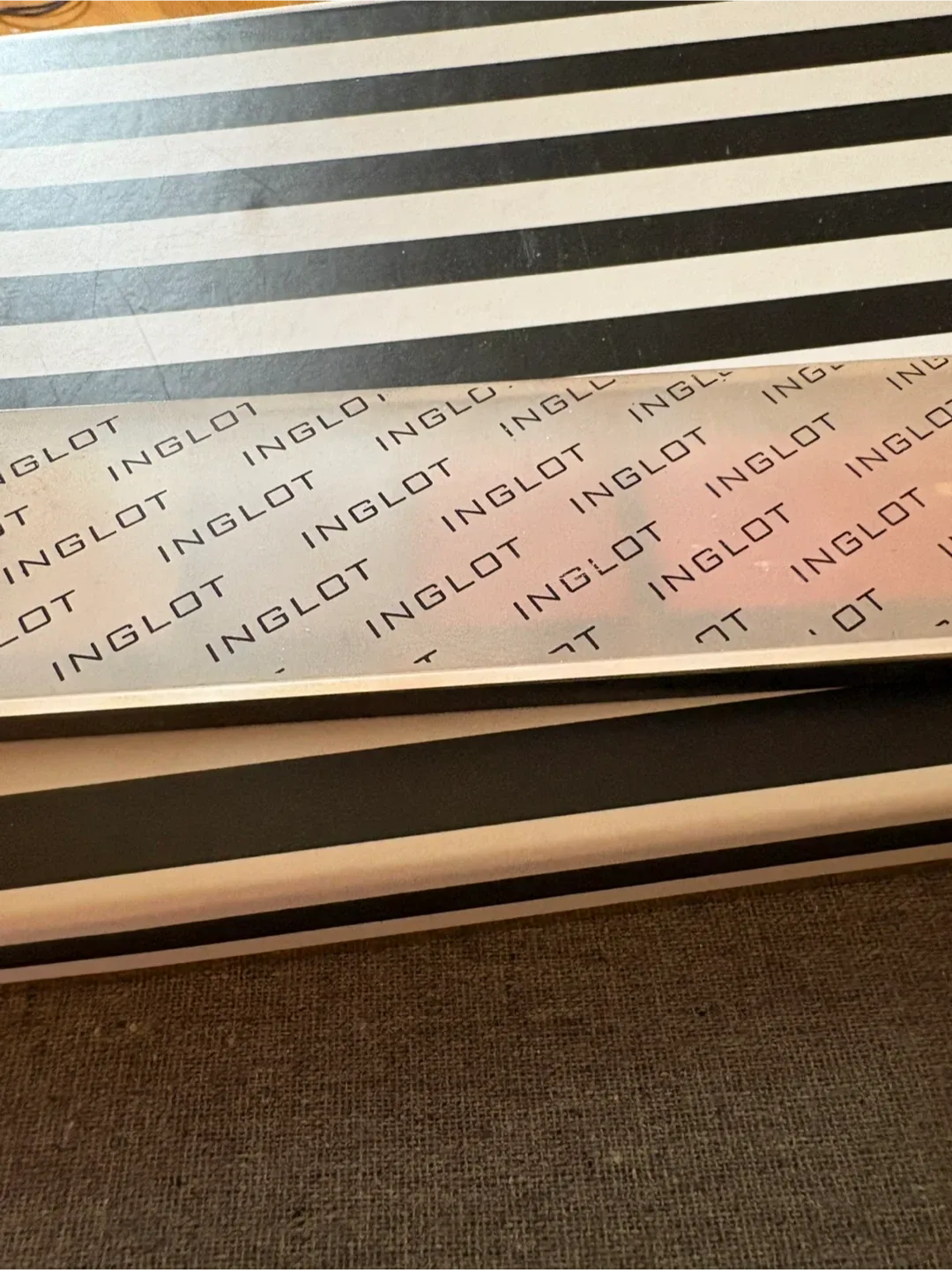 Marc Jacobs & BH Cosmetics Eyeshadow Palettes image indicator(6)