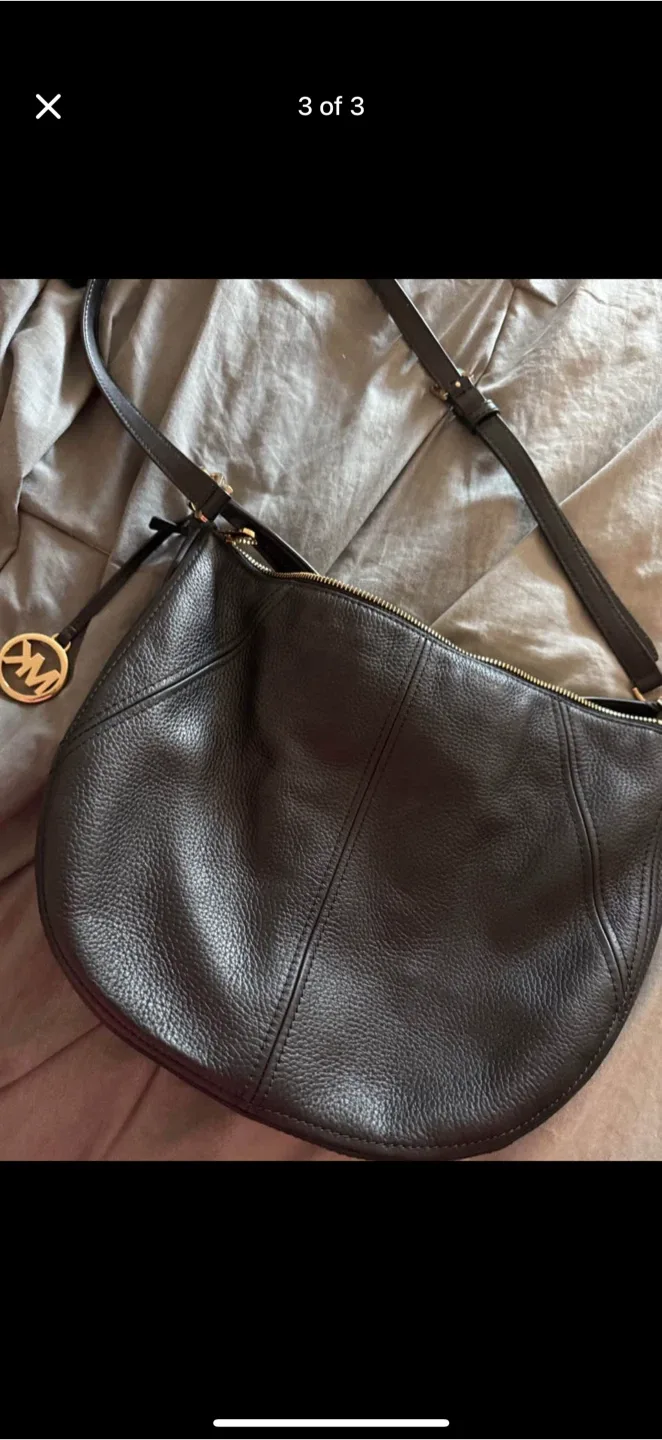 Michael Kors Black Leather Crossbody Bag image indicator(3)