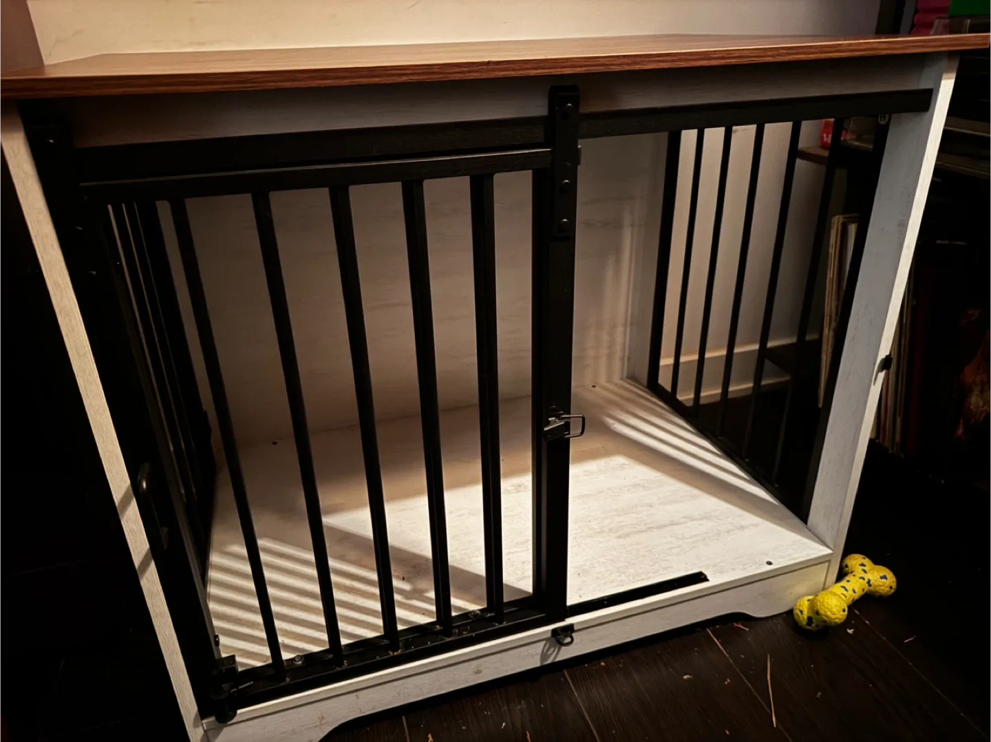 Furniture Style Dog Crate image indicator(2)