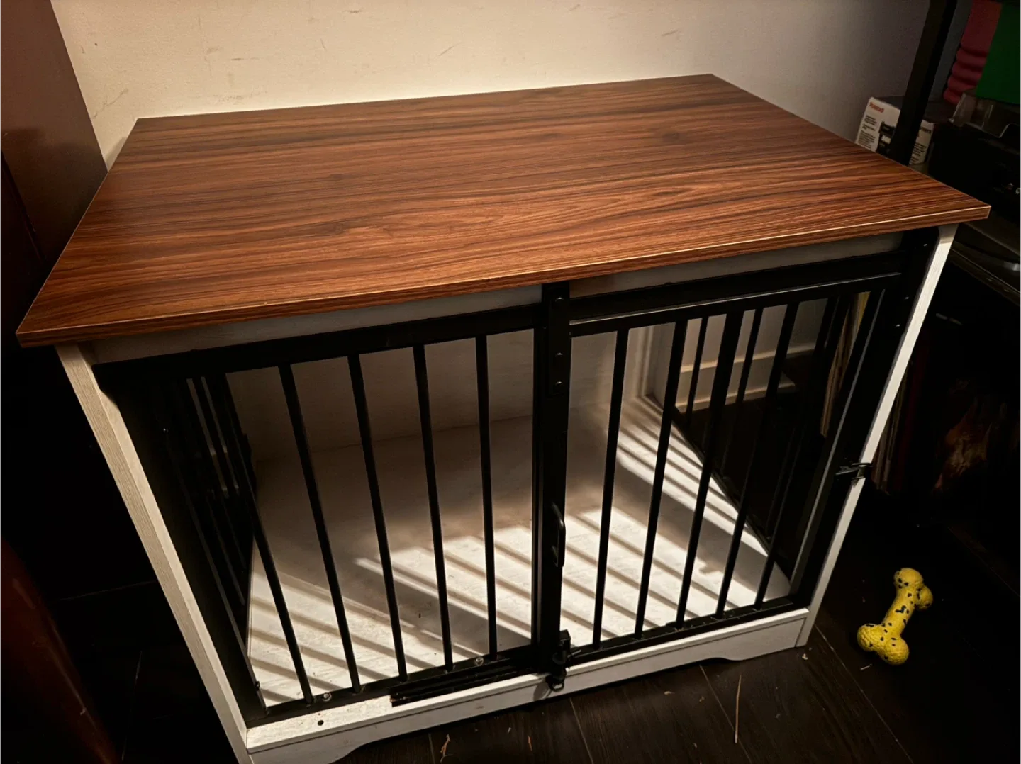 Furniture Style Dog Crate image indicator(4)