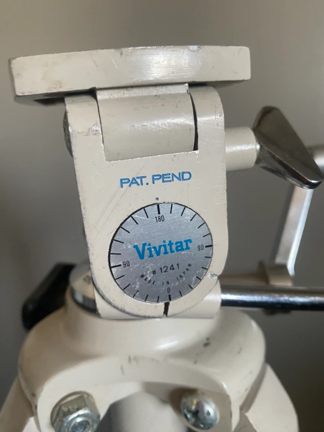 Vivitar Tripod #1241