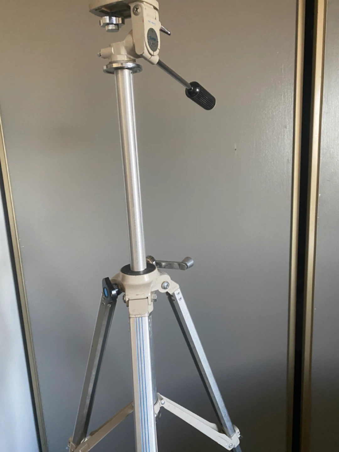 Vivitar Tripod #1241 - photo 4