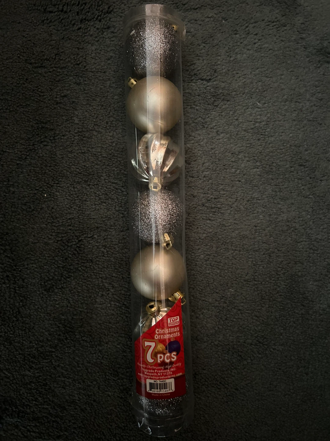 New Top Grade Christmas Ornaments - 7 Piece Set
