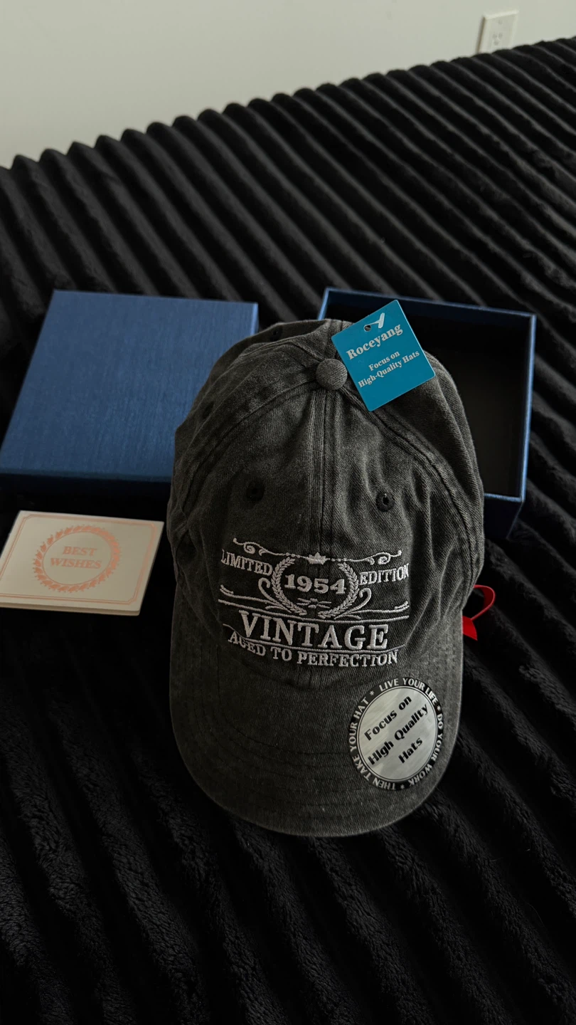 Roceyang Vintage 1954 Edition Hat - New in Box!