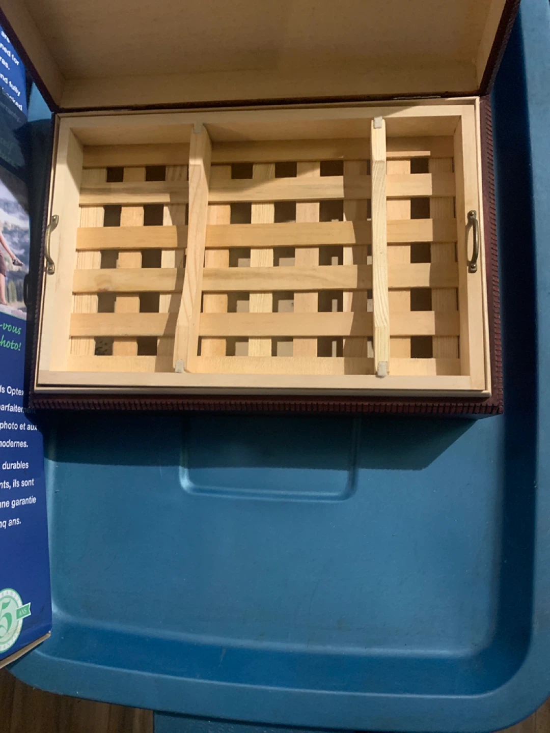 Wooden Box with World Map Design - photo 2