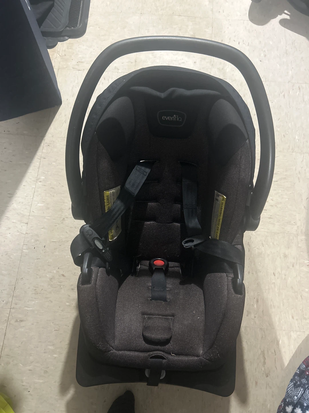 Evenflo Infant Car Seat with base