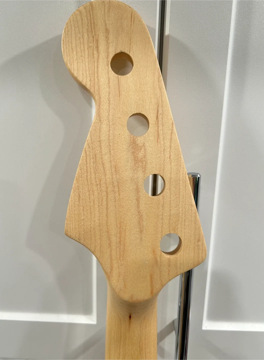 Right Handed 22 Fret Maple Bass Guitar Neck image indicator(4)