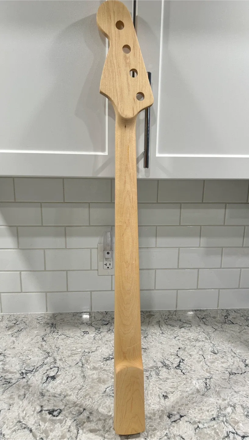 Right Handed 22 Fret Maple Bass Guitar Neck image indicator(2)